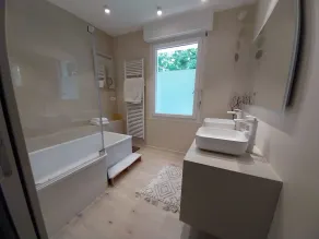 Contemporary villa about 220m2 swimming pool - Image 3