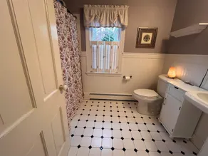 Near Old Silver Beach Falmouth-Two bedroom,private bathroom & kitchenette studio - Image 2