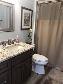 Updated luxury Keowee Key condo, short drive to Clemson - Image 4