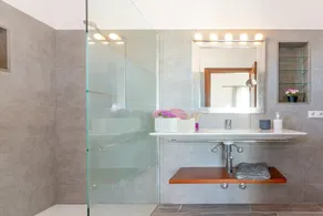 Holiday Home 'Vanessa' with Mountain View, Private Pool and Air Conditioning - Image 4