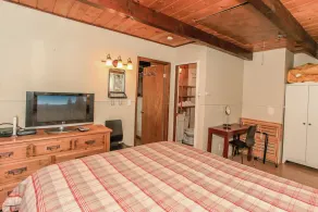 Sommerhus i Pines -1BR / 1BA / Gå til skibus / WiFi / GRATIS 2 timers cykel- / kajakudlejning! - Image 5