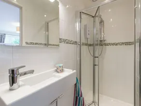 2 bedroom accommodation in Comrie, near Crieff - Image 4