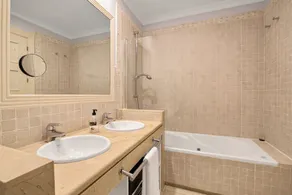 Villa Gadea 4-2 - Image 3
