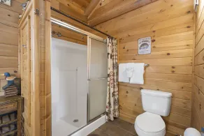 Fantastisk premium hytte, boblebad, boblebadekar, pejs / og hul, i nærheden af Big Cedar - Moose Lodge - Image 3