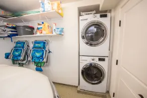 Nouvelle maison de North Mission Beach, à quelques pas de l'océan et de la baie, très bien situé - Image 4