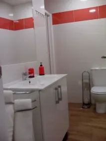 COMPLETELY RENOVATED HOUSE WITH FREE WIFI - Image 2