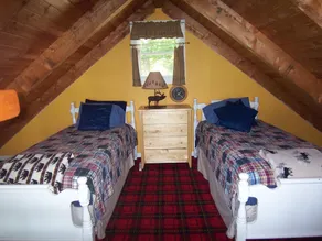 Call of the Loon--Cozy, Delightful Cottage on Quiet Hobbs Pond - Image 3