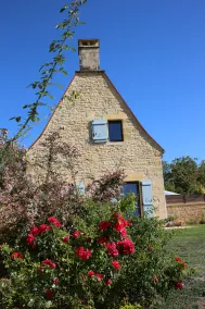 Charming residence with private pool near Sarlat in a magnificent estate - Image 5