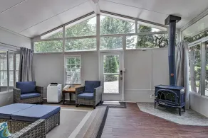Entire 4 bedroom house, indoor hot tub, fire pit - Image 3