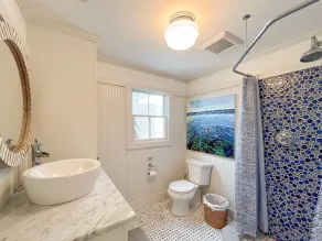 Charming 3BR Cottage Perched above the Sea Offers Spectacular Ocean Sunsets - Image 5