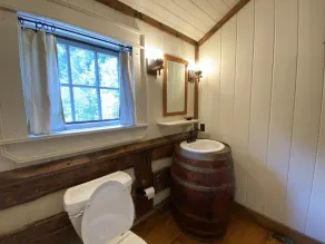 Fish Camp at Waterdance - Log Cabin On The River - Image 4