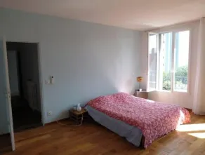 Cozy detached house 1 km from Paris - Image 4
