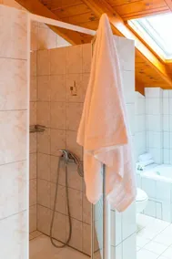 Villa Mellow - Three Bedroom Villa, Sleeps 6 - Image 3