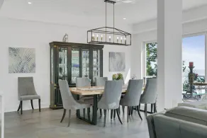 Stunning Waterfront Luxurious Lakehouse 45 mins from Toronto! Great for families - Image 3