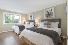Newly remodeled condo in great location with fabulous views!! - Image 3
