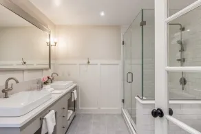 Newly Renovated Southampton Getaway House - Image 5