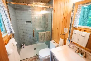 Private Tiny Cabin & Mountain Hiking! - Image 2