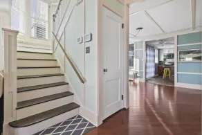 Lakefront beach house, well furnished. Amazing location, porch and amenities! - Image 2