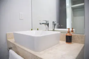 Luxury Apartment LEVEL 401 - Image 3