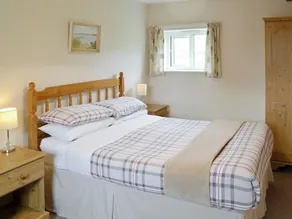 2 Schlafzimmer Unterkunft in Wootton Fitzpaine, near Charmouth - Image 3