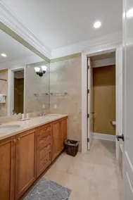 Regal Elegance: 3BR | 3.5BA Gated Townhome with Bay Views at Baytowne Wharf at Sandestin Golf and Beach Resort! - Image 4