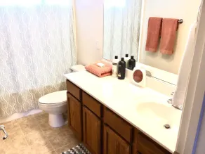 Great Home! Next to Tennis Complex & MLB Stadium - Image 5