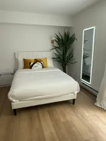 Elegant Hideaway with Free Parking - Image 5