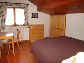 Chalet 8 pers. au pied des pistes avec parking à 50m des remontées mécaniques - Image 3