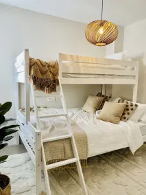Stor Lägenhet vid Stranden med Fantastisk Terrass - Image 4