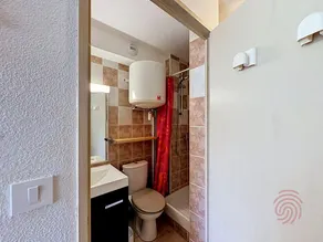 Charmant T1 au cœur de Lamalou, à 650m des Thermes, avec Wifi et animaux acceptés - Image 3