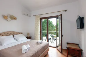 Veranda Sea View Villa, a Serene Sanctuary within walking distance to the beach - Image 4