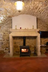 Atypical, very comfortable accommodation in the heart of a Gard hamlet - Image 3