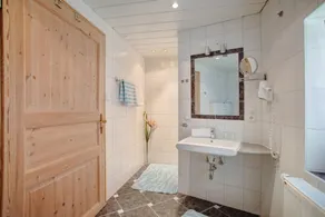 Apartamento 'Almröserl' com vista para a montanha, varanda e Wi-Fi - Image 3