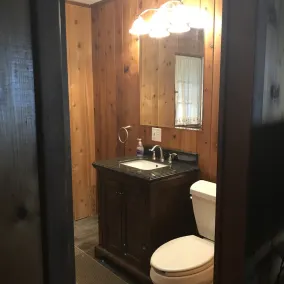 100' Prime Lakefront w/sandy lake bottom - updated cottage w/dock/boats/bikes - Image 3