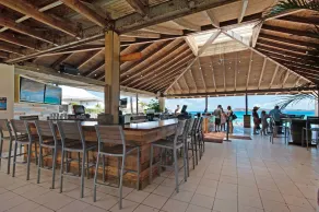 Beach Front Villa with Down Island View - Priceless! - Image 4