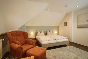 Quiet and central location for 1-4 people - Image 5