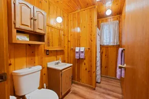 Masoods Room - Masoods Lodge - Image 2