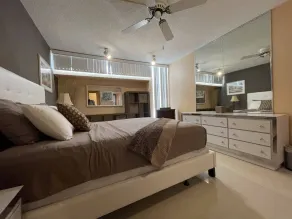 Tropical Isla Verde 2-Bedroom Condo w/ Beach Access - Image 4