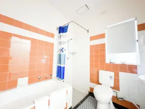 18 + persone grande casa di gruppo - Image 3