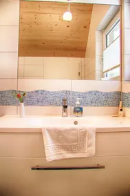 Adequado para pessoas alérgicas (70 m2) com colchão de água e terraço - Image 2