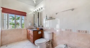 Un'eccellente villa familiare Barbados con piscina privata - 2 minuti a piedi dalla spiaggia - Image 3