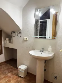 Agradable Villa con Piscina - Image 2