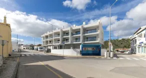 Burgau Luxury Beach Apt, private rooftop + jacuzzi overlooking beach - Image 4