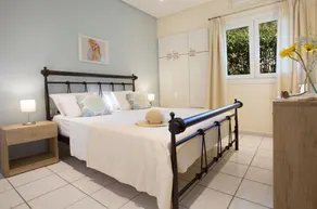 Holiday Home 'Aelia House - Elia' with Mountain View, Wi-Fi and Air Conditioning - Image 4