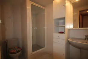 Soveværelse med SD i stueetagen i en villa - Image 2