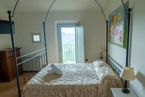Villa Arnilù In San Gimignano, Tuscany - Image 4