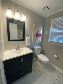 Prime Location 1 Bedroom 1 Bath! - Image 3