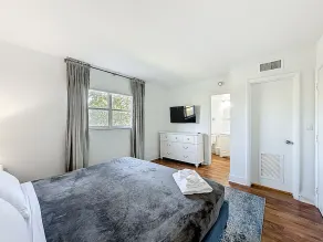 Unique Condo w/ Queen Bed & Canal View - Image 5