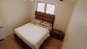 Gorgeous cottage is only a two hour from Toronto - Image 2
