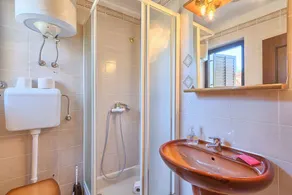 Apartamento vacacional con aire acondicionado - Image 2